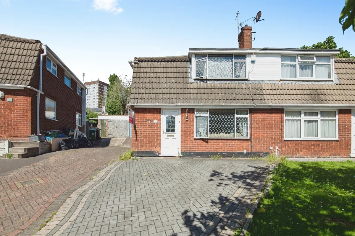 Mayfair Close, Dudley