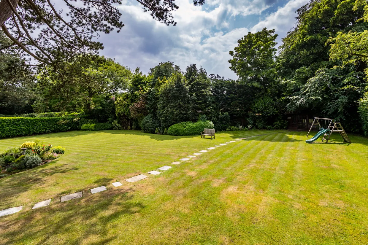 Park View Road, Woldingham, CR3 photo 3