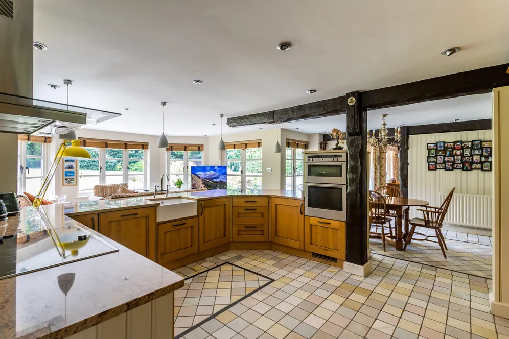 Park View Road, Woldingham, CR3 photo 12