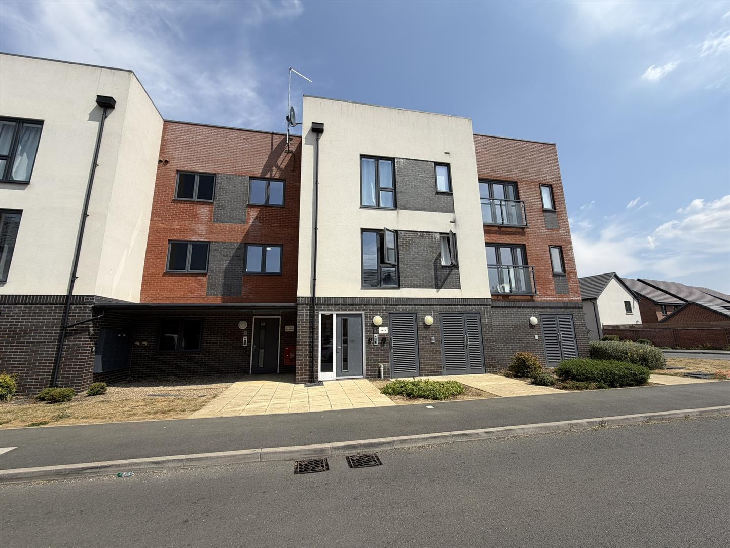 Newstead Way, Daventry Image 1