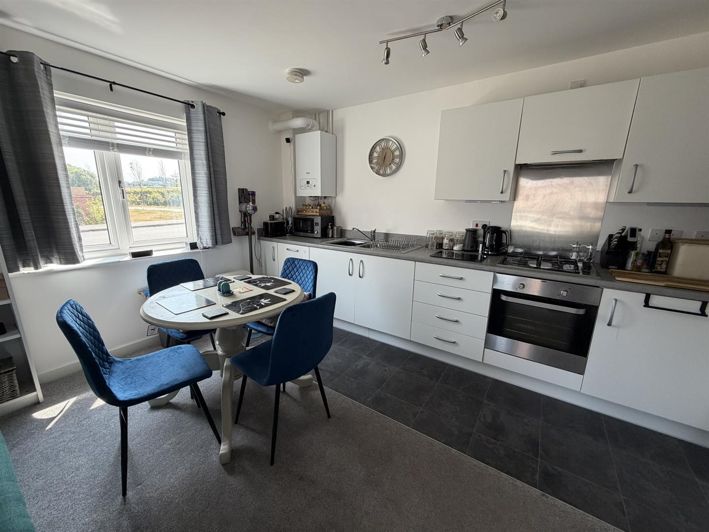 Newstead Way, Daventry Image 3