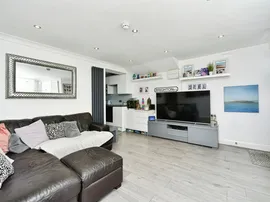 Devonshire Place, Brighton thumb 3