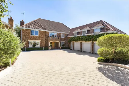 Turnberry Lane, Collingtree Park, NN4