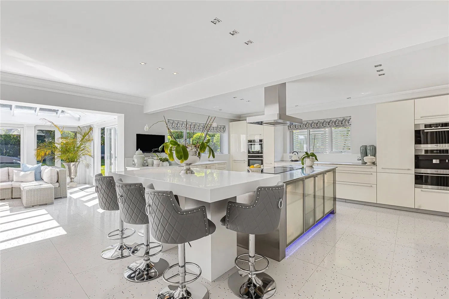 Turnberry Lane, Collingtree Park, NN4 photo 2