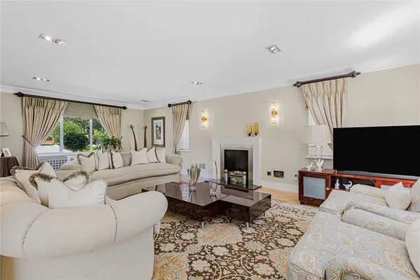 Turnberry Lane, Collingtree Park, NN4 photo 5