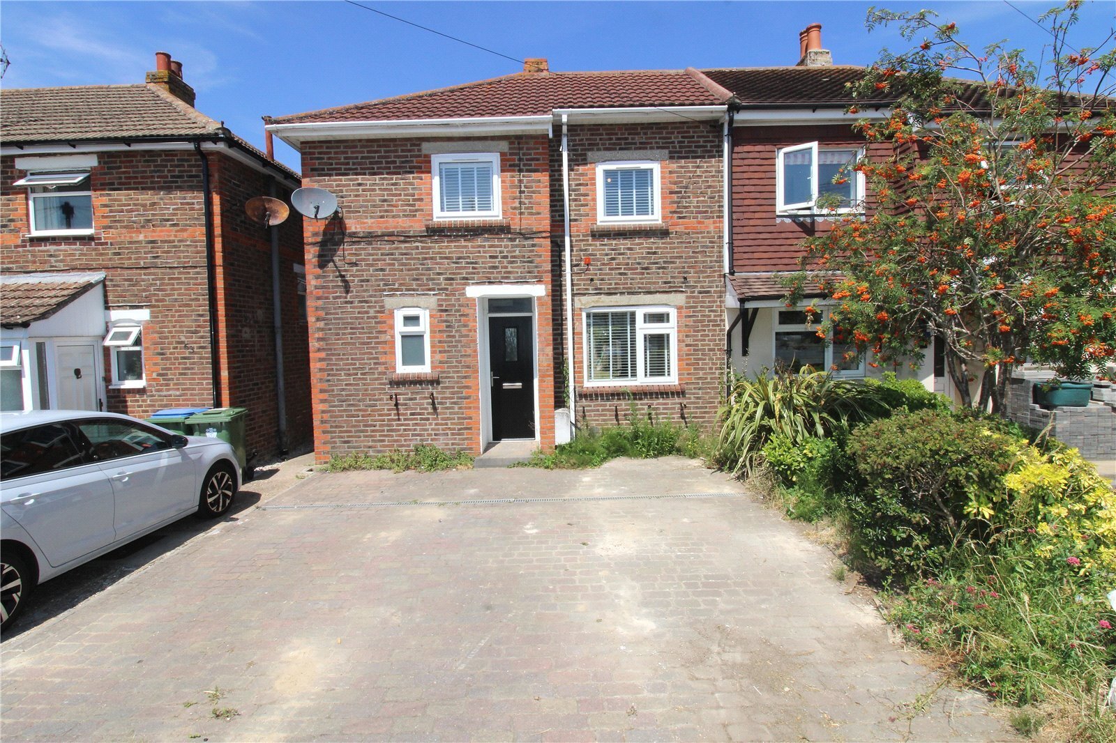 White Hart Lane, Fareham, Hampshire, PO16 Image 1