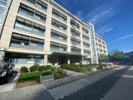 Edinburgh Gate, HARLOW photo