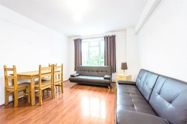 Abbots Manor, London, SW1V photo 1