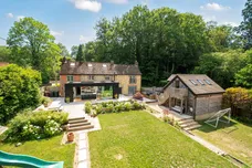 Marley Lane, HASLEMERE, GU27 photo 1