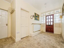 Birchwood Avenue, Littleover, Derby thumb 3
