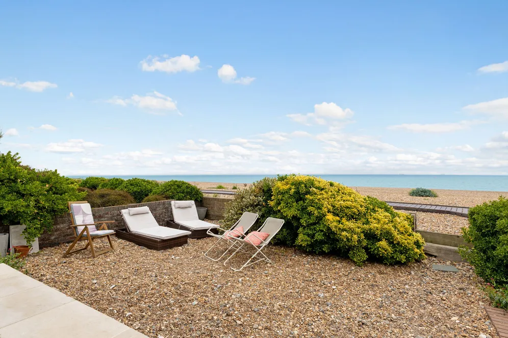 Beach Road, Shoreham-By-Sea, BN43 photo 3