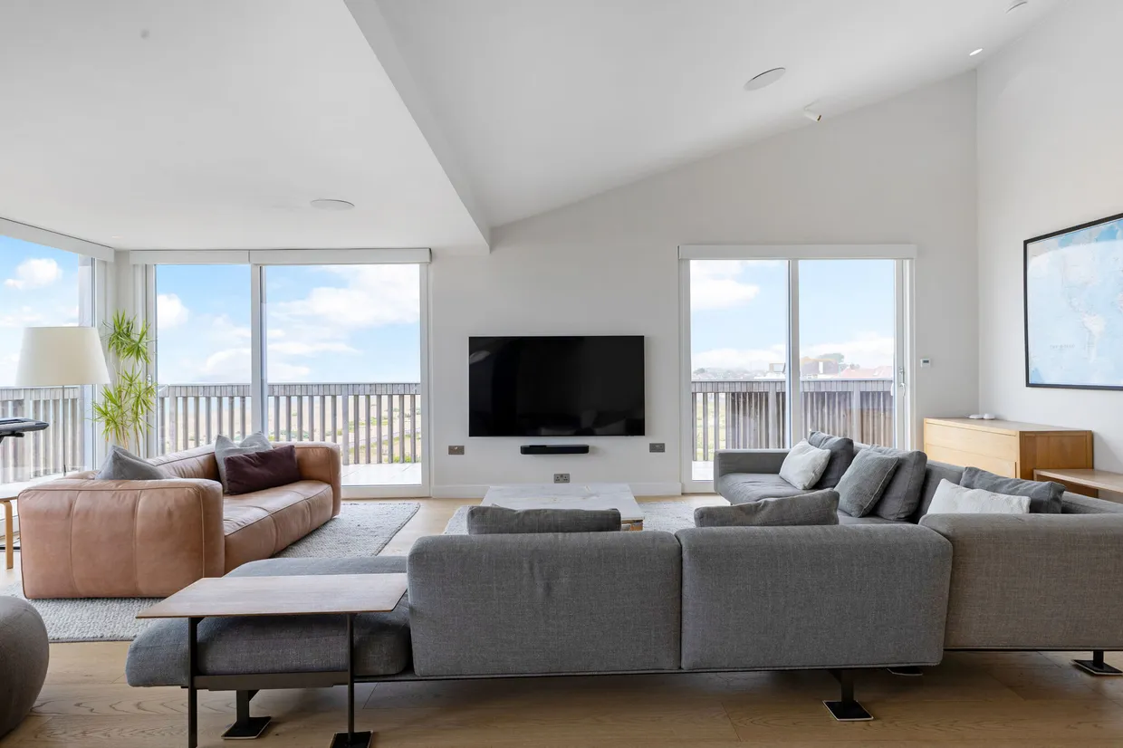 Beach Road, Shoreham-By-Sea, BN43 photo 9