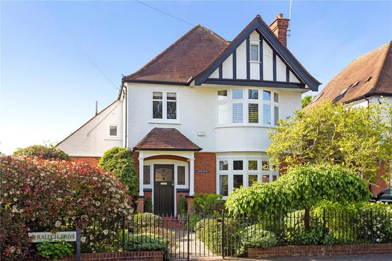 Raleigh Drive, Claygate, KT10