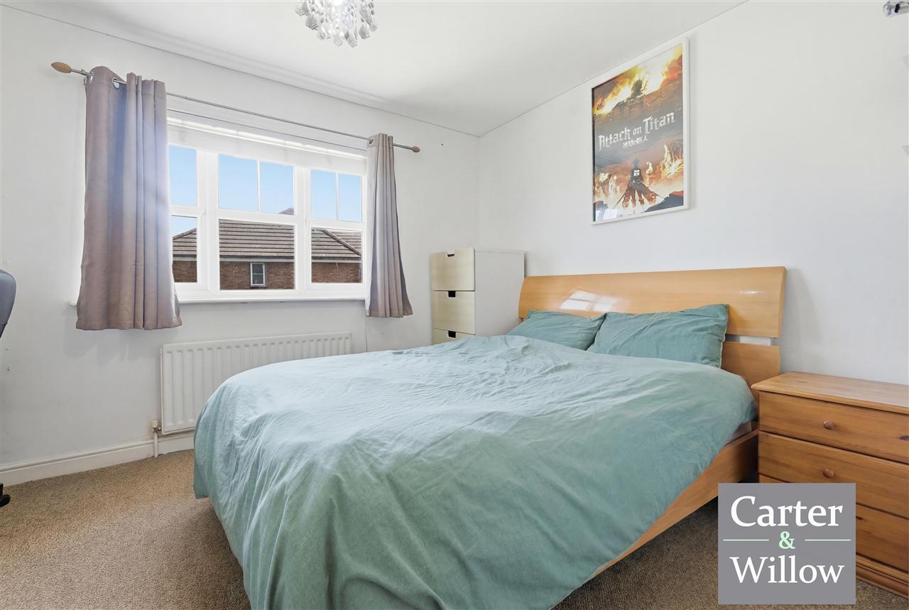 Seagull Close, Essex Image 10
