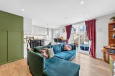 Dukes Mews, London