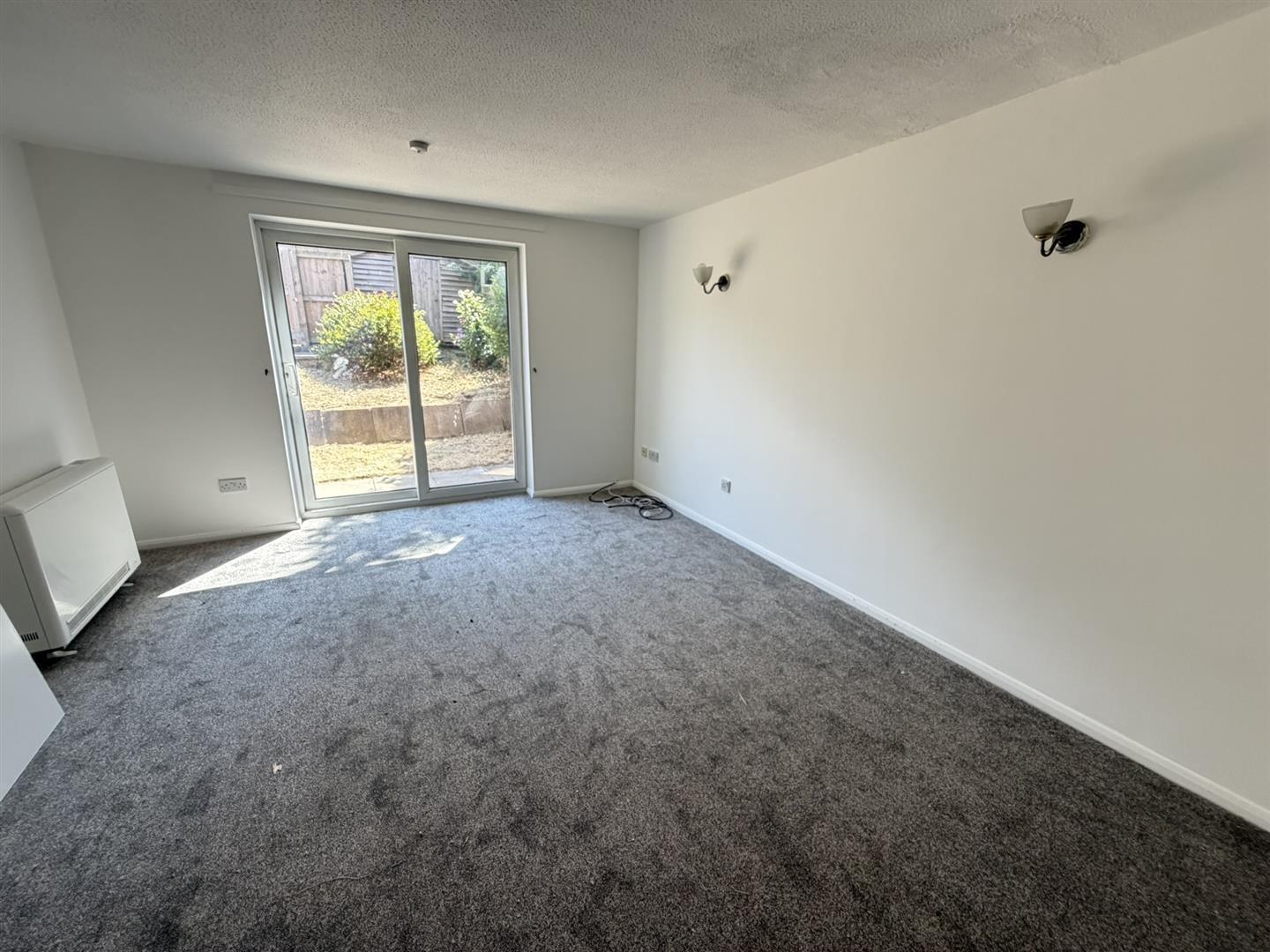 Chichester Close, Daventry Image 3