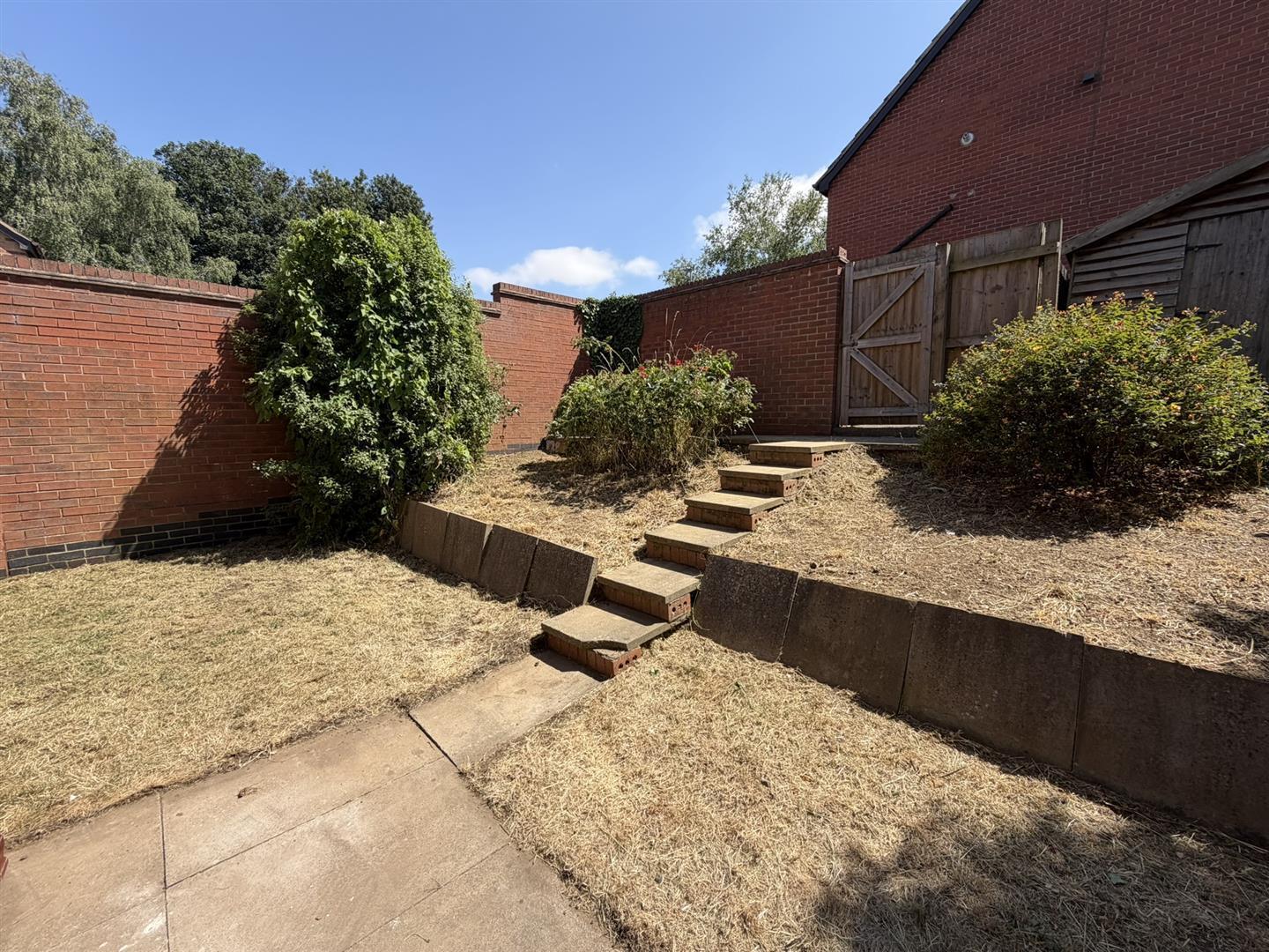 Chichester Close, Daventry Image 4
