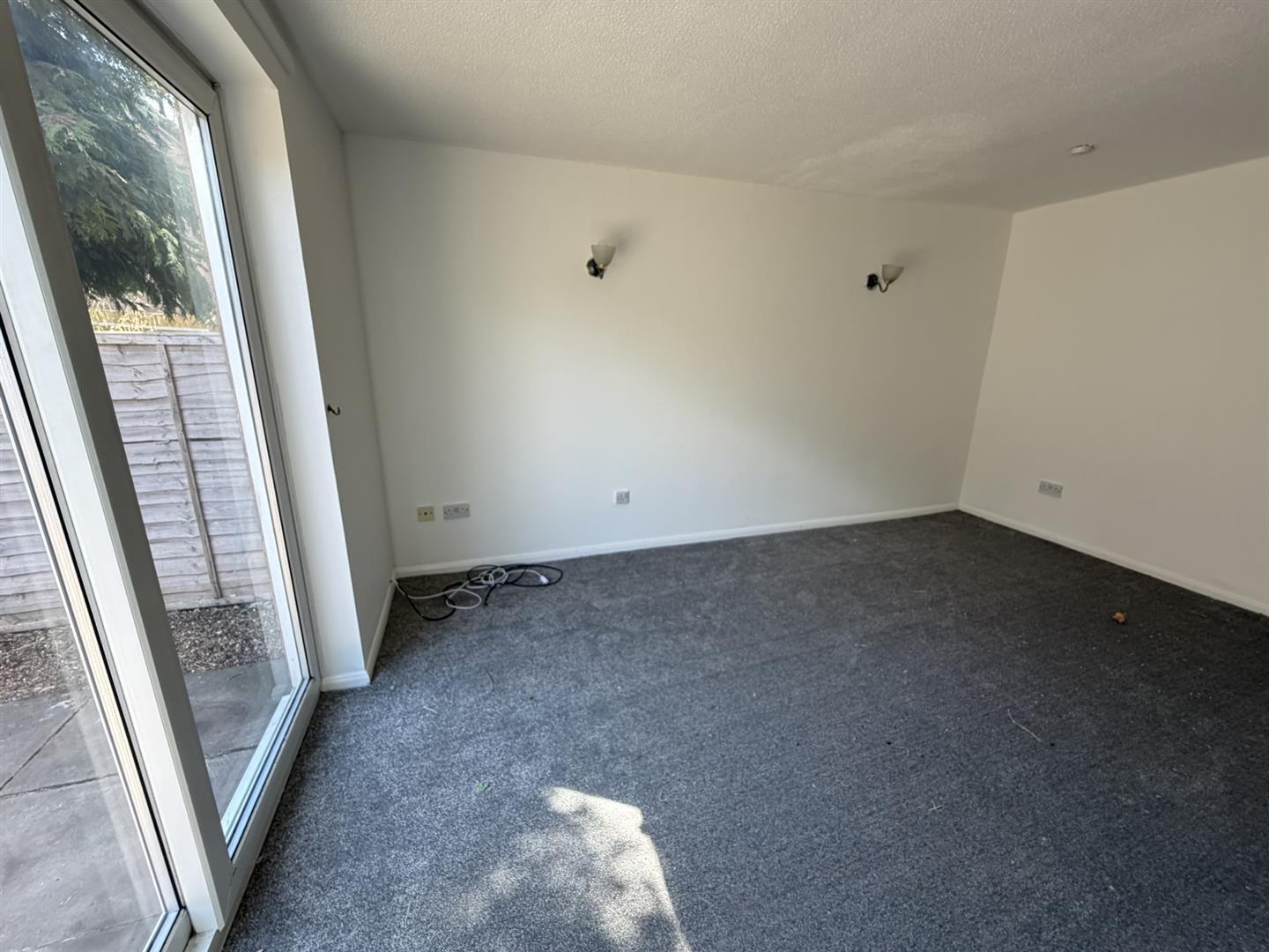 Chichester Close, Daventry Image 6