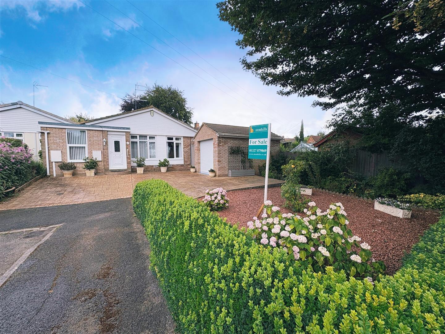 The Orchard, Flore, Northampton Image 1