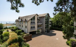 Manor Road, Sidmouth, Devon, EX10 photo