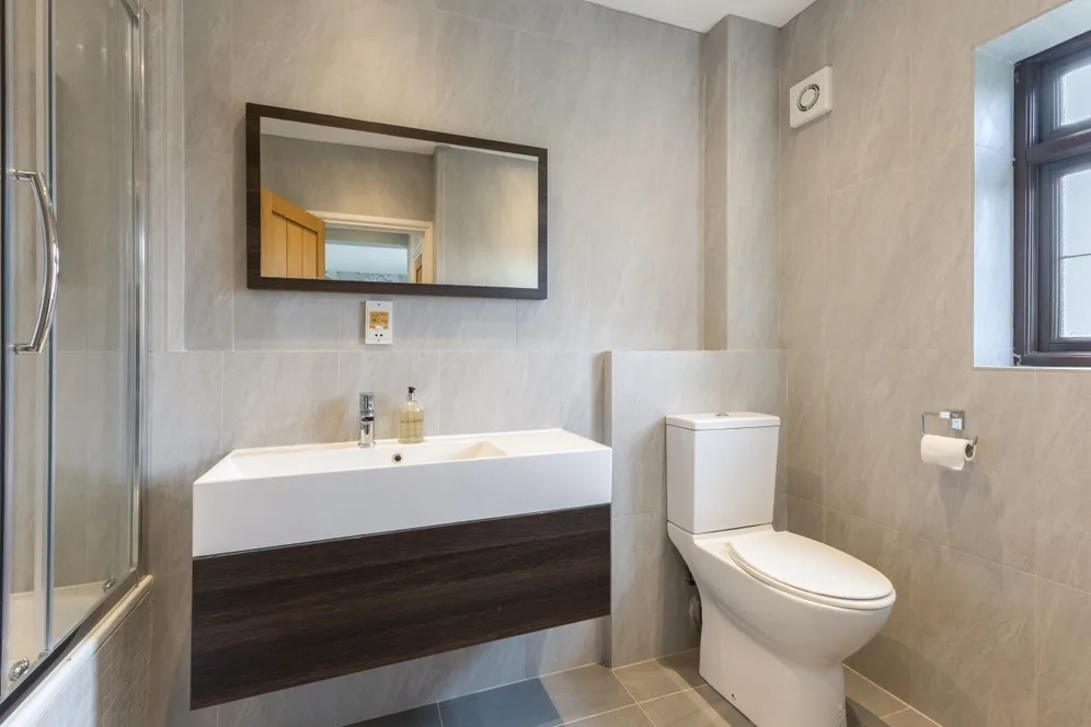 Wotton Underwood, Aylesbury, HP18 photo 10