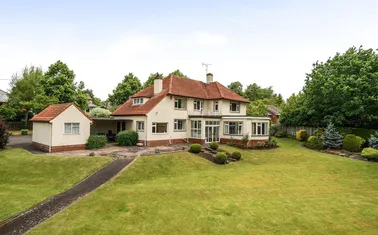 Blundells Avenue, Tiverton