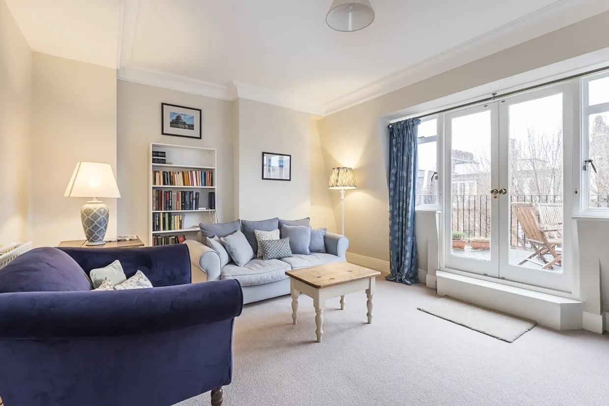 Sloane Court East, Chelsea, SW3 photo 4