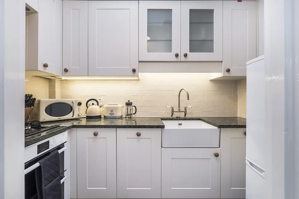 Sloane Court East, Chelsea, SW3 photo 5