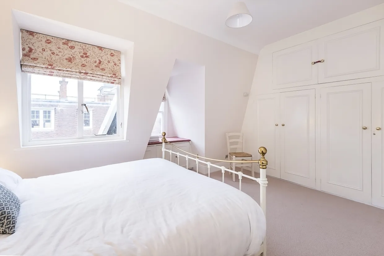 Sloane Court East, Chelsea, SW3 photo 7