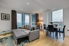Nine Elms Point, 50 Wandsworth Road London SW8 photo 1