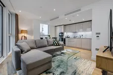 Nine Elms Point, 50 Wandsworth Road London SW8 photo 3