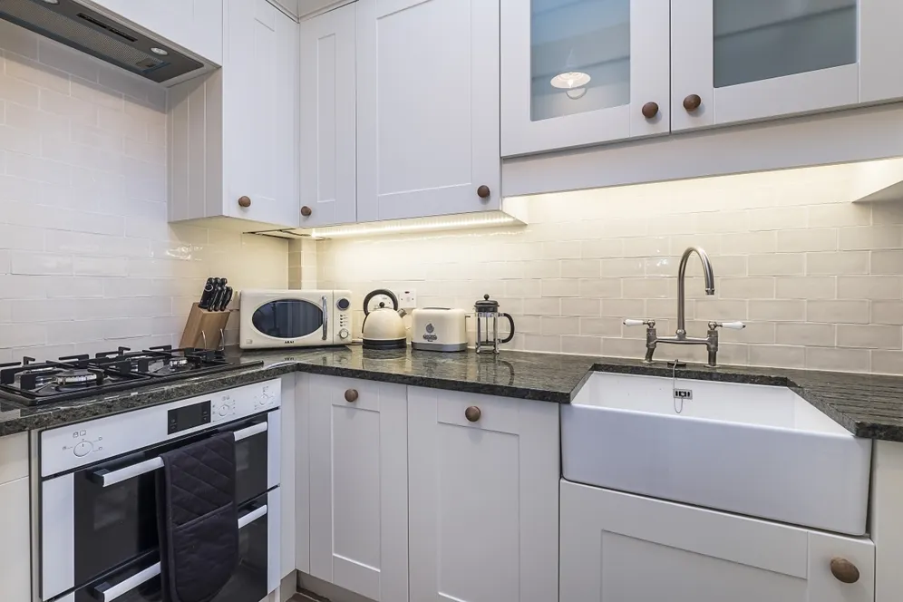 Sloane Court East, Chelsea, SW3 photo 10