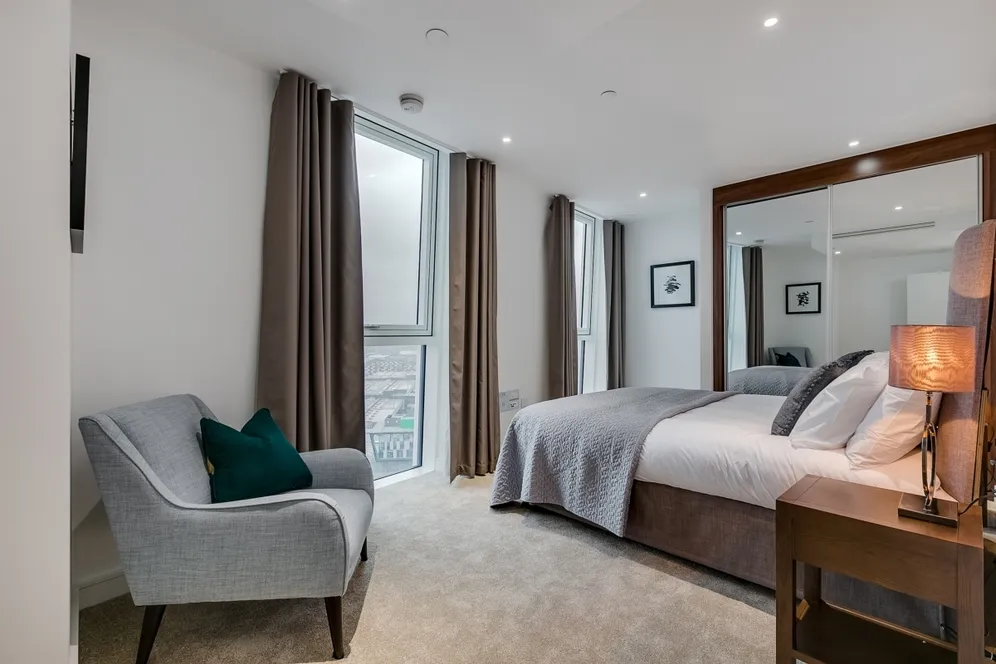 Nine Elms Point, 50 Wandsworth Road London SW8 photo 4