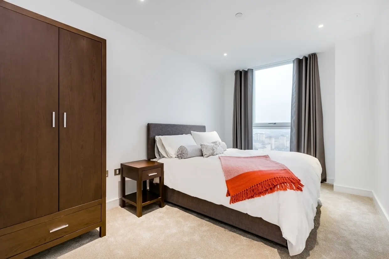 Nine Elms Point, 50 Wandsworth Road London SW8 photo 6
