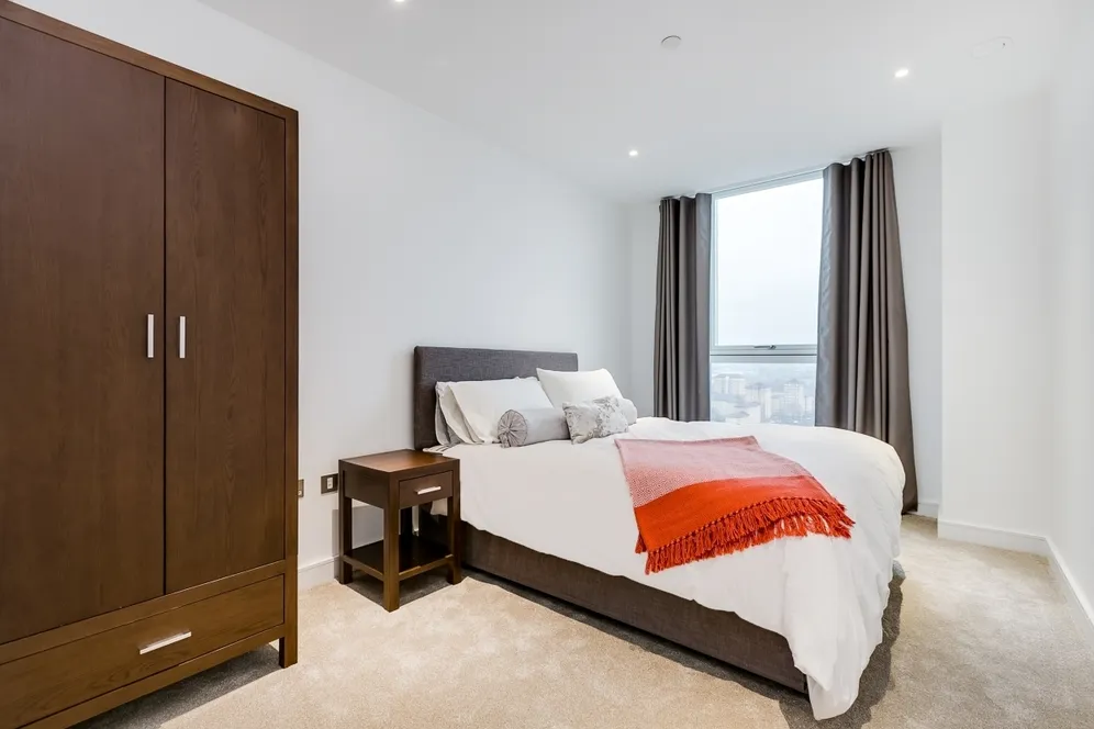 Nine Elms Point, 50 Wandsworth Road London SW8 photo 6