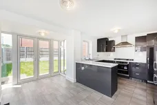 Griffiths Close Bushey WD23 photo 2