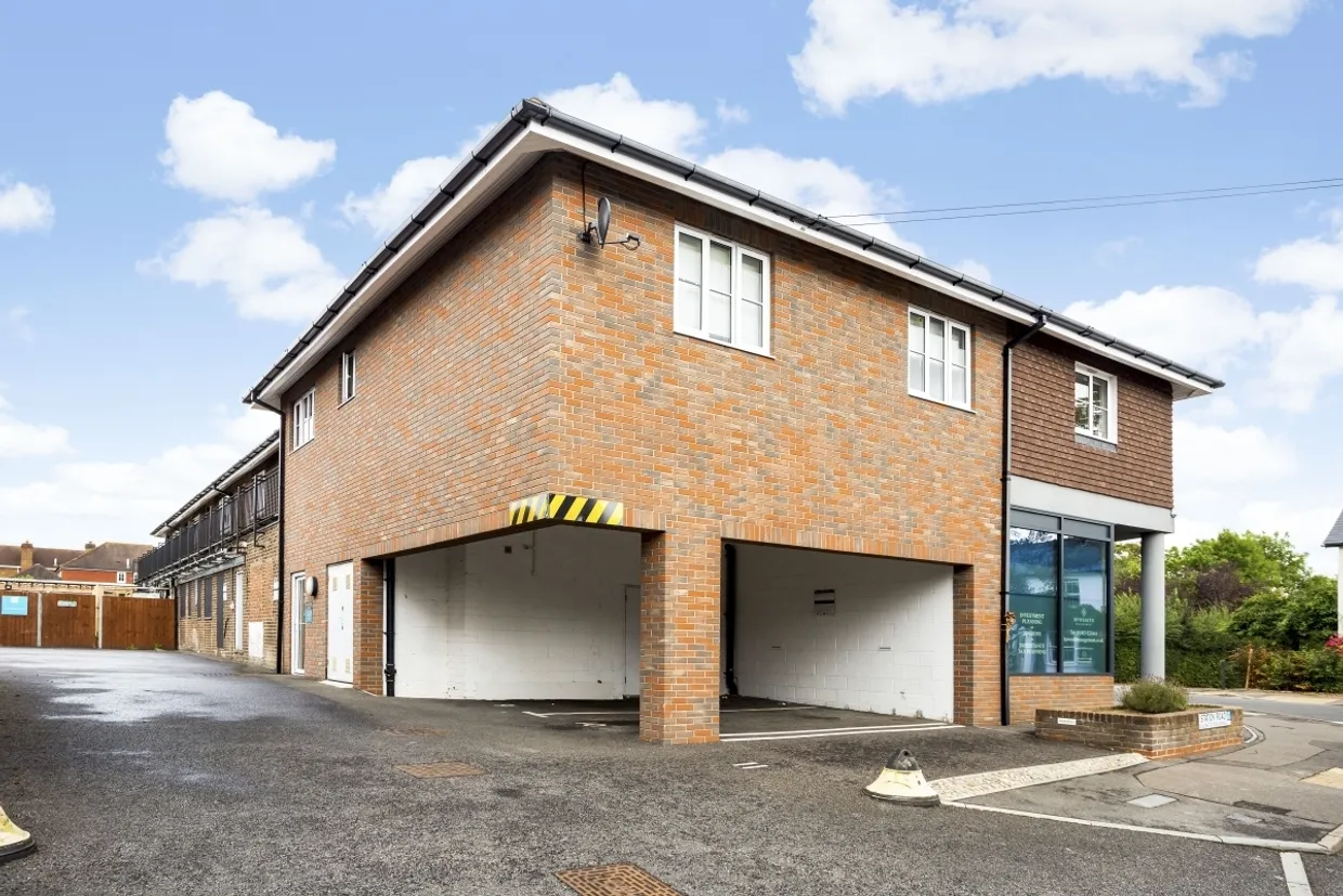 Church Street Rudgwick RH12 photo 8