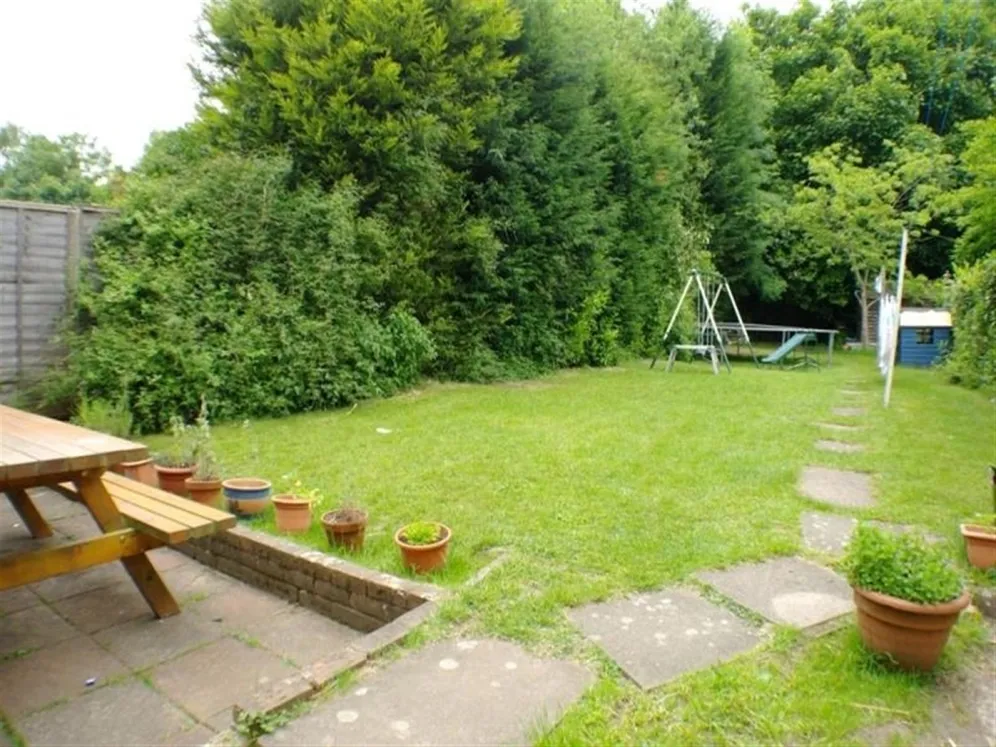 The Queens Drive Mill End WD3 photo 8