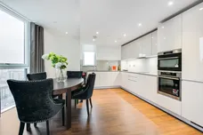 Nine Elms Point, 50 Wandsworth Road London SW8 photo 9
