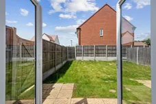 Griffiths Close Bushey WD23 photo 4
