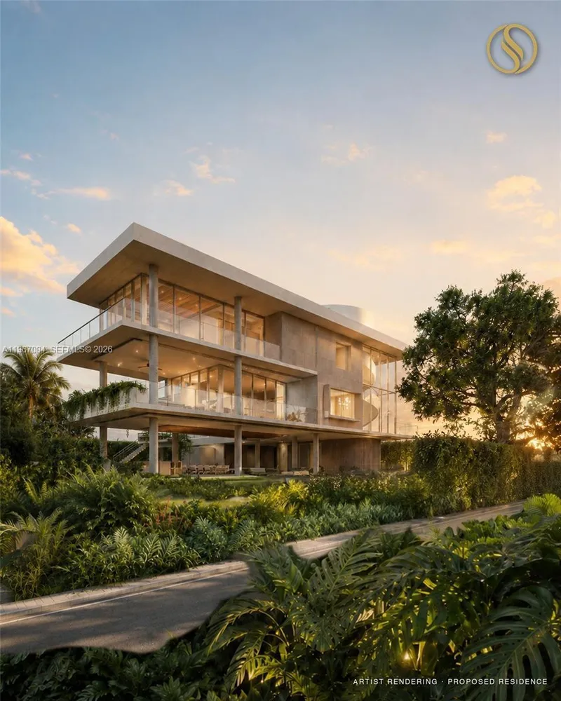 2880 Fairgreen Dr, Miami Beach, FL 33140