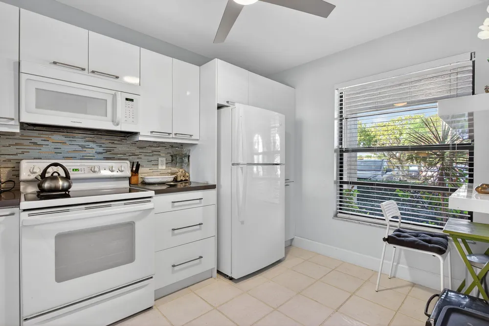 3485 Environ Blvd, Lauderhill, FL 33319