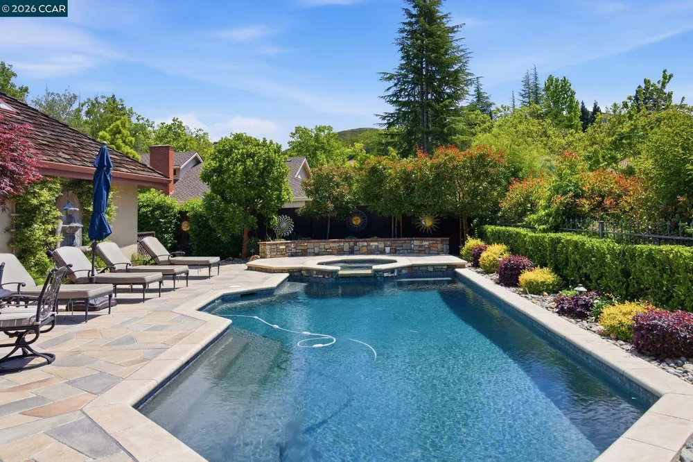 51 Red Cypress Ct, Danville, CA 94506