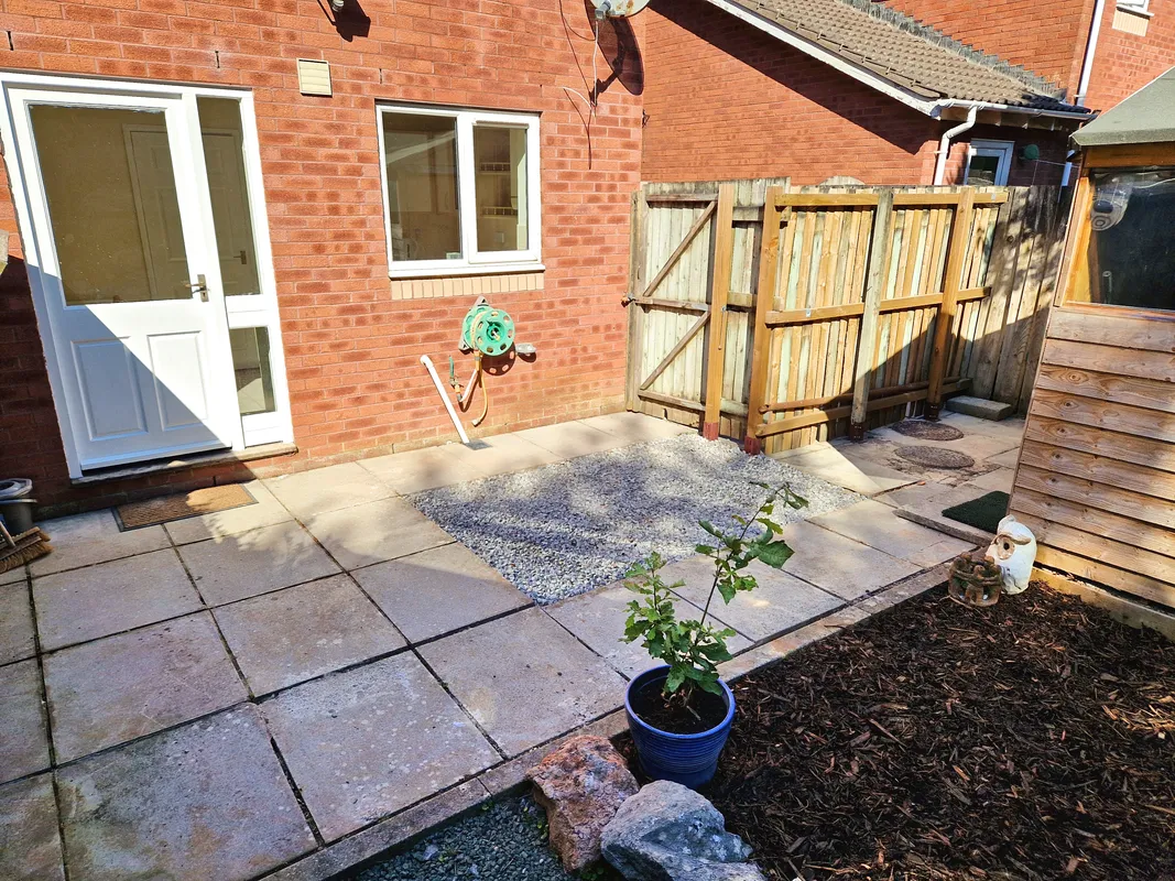CLEVIS COURT, SOUTH CORNELLY, CF33 4RZ