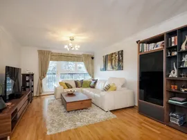 Gipsy Lane, Putney photo