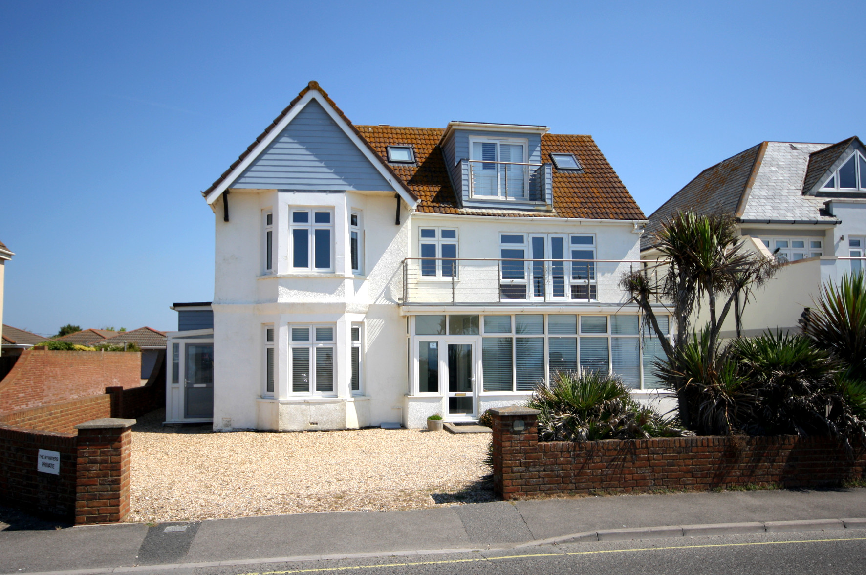 Hurst Road, Milford on Sea Image 1