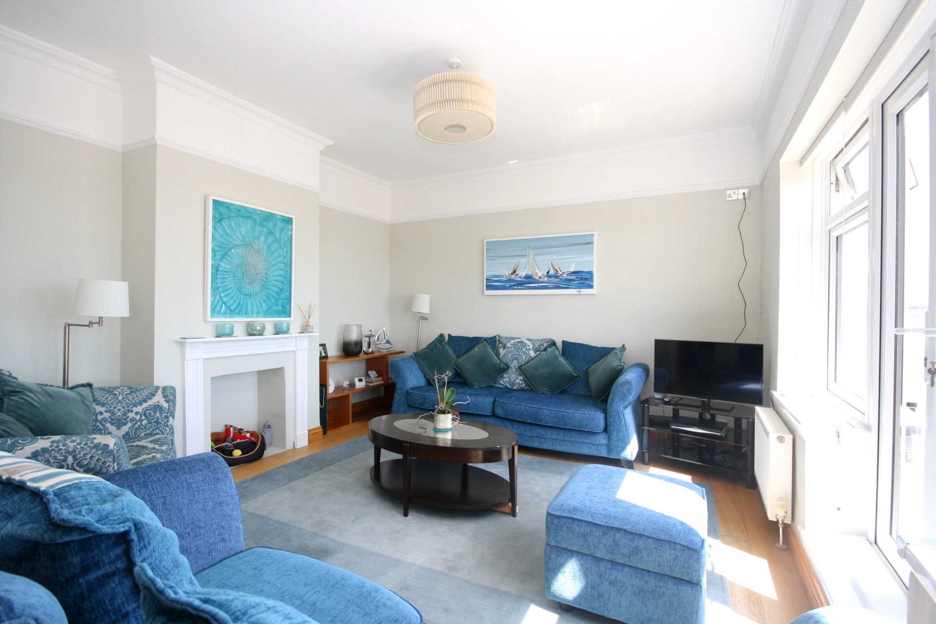 Hurst Road, Milford on Sea Image 5