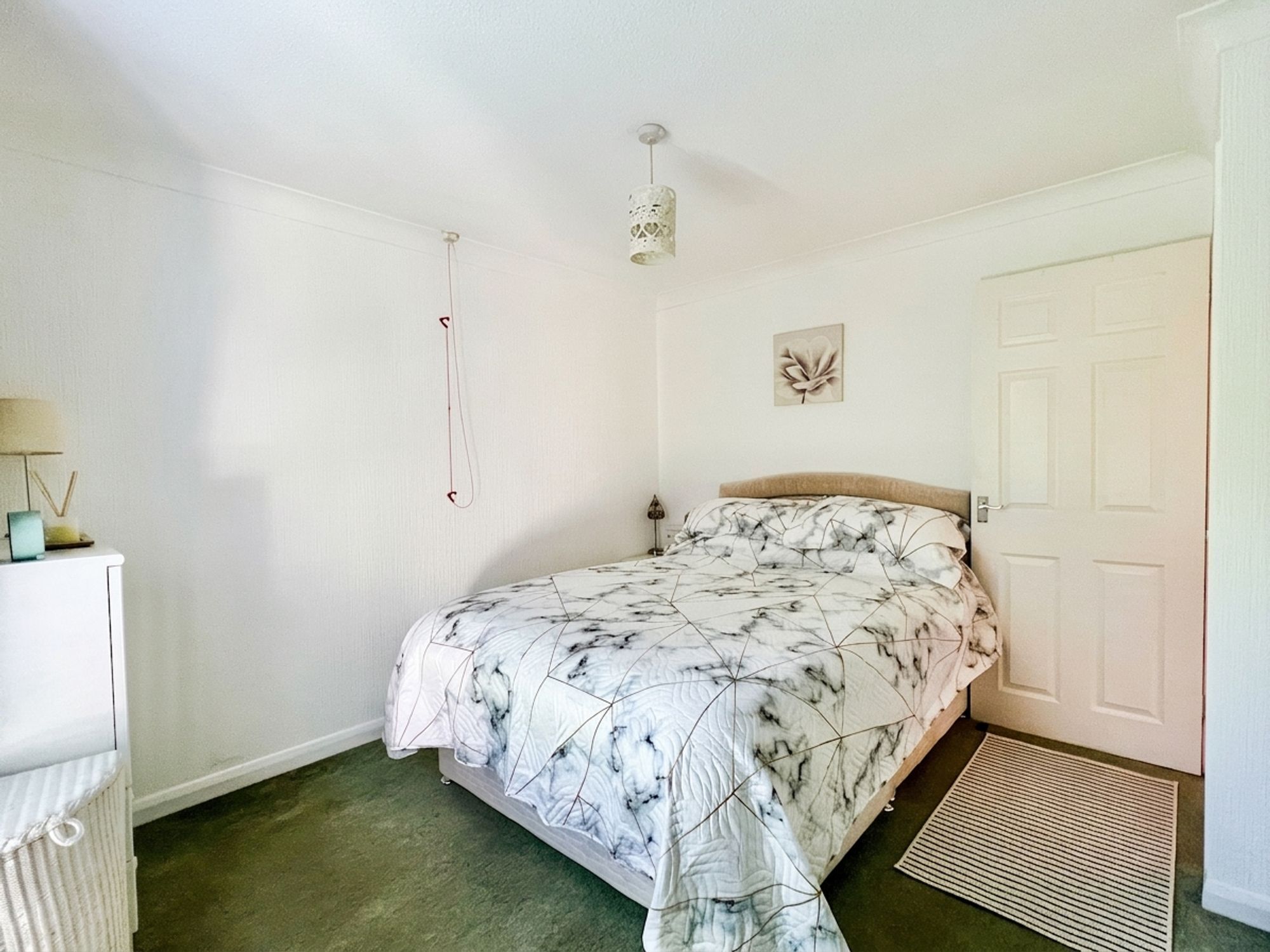 Langham Gardens, Taunton - NO onward chain! Image 6