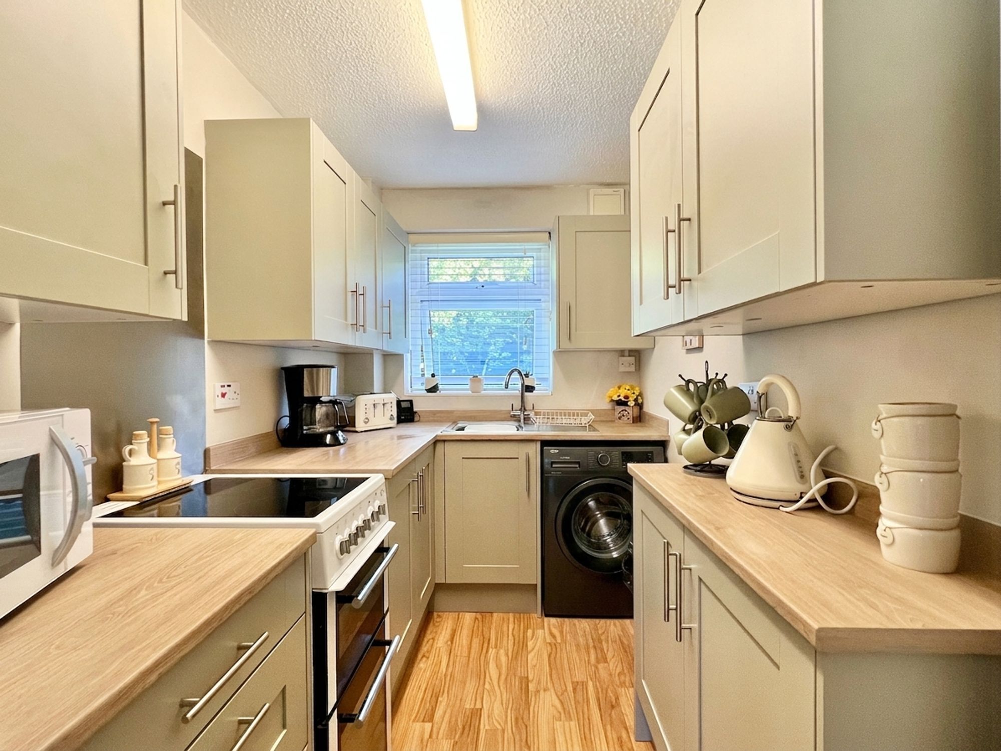 Langham Gardens, Taunton - NO onward chain! Image 2