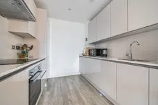 Quayle Crescent, LONDON